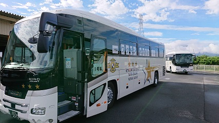 ワクチンバス大型バス.jpg